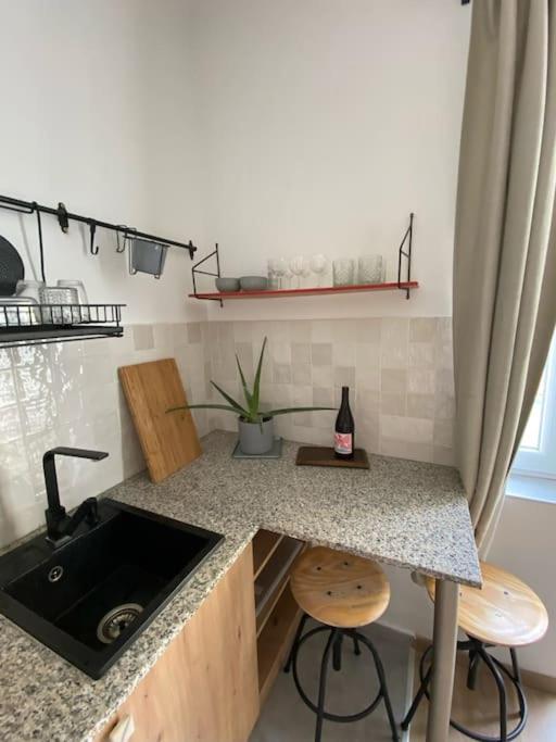 Charming In The Heart Of Gellert Area. Apartment
